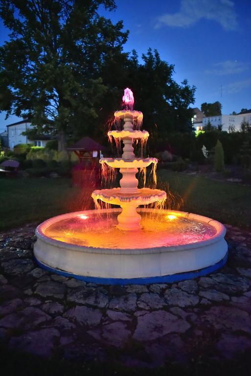 Hotel Restauracja Lorenzo Stopnica Εξωτερικό φωτογραφία
